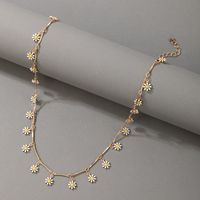 Fashion Daisy Copper Gold Plated Necklace In Bulk main image 4