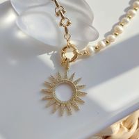 Simple Style Sun Copper Plating Inlay Rhinestones Freshwater Pearl Women's Pendant Necklace main image 3