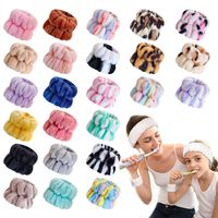 Flannel Face Wash Wrist Cuff Moisture Resistant Sports Bracelet Solid Color Hair Band main image 4