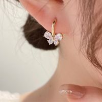 1 Paire Sucré Papillon Le Cuivre Placage Zircon Boucles D'oreilles main image 5