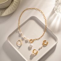 Fashion Irregular Stainless Steel Baroque Pearls Plating 18k Gold Plated Pendant Necklace main image 4