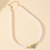 1 Piece Baroque Style Heart Shape Butterfly Alloy Freshwater Pearl Plating Inlay Rhinestones Pendant Necklace main image 2