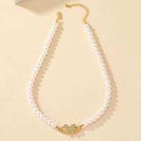 1 Piece Baroque Style Heart Shape Butterfly Alloy Freshwater Pearl Plating Inlay Rhinestones Pendant Necklace main image 3