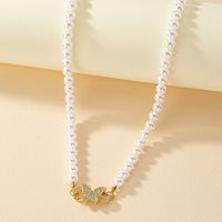 1 Piece Baroque Style Heart Shape Butterfly Alloy Freshwater Pearl Plating Inlay Rhinestones Pendant Necklace main image 1
