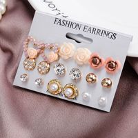 1 Set Fashion Heart Shape Rose Alloy Plating Artificial Pearls Rhinestones Gold Plated Women's Ear Studs main image 1