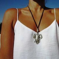 Rétro L'éléphant Alliage Fait Main Femmes Pendentif main image 5