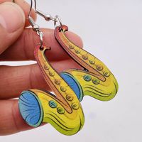1 Pair Retro Guitar Water Droplets Wood Hollow Out Women's Drop Earrings main image 3