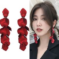 1 Pair Elegant Petal Alloy Plastic Women's Drop Earrings main image 6
