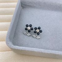 1 Pair Retro Heart Shape Flower Bow Knot Alloy Inlay Artificial Pearls Rhinestones Women's Earrings sku image 14