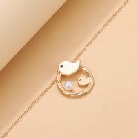 1 Piece Retro Bird Alloy Plating Artificial Pearls 14k Gold Plated Mother's Day Women's Pendant Necklace main image 3