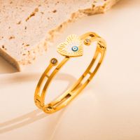 Fashion Round Devil's Eye Heart Shape Stainless Steel Plating Hollow Out Inlay Zircon Gold Plated Bangle main image 2