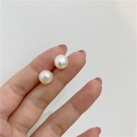 1 Pair Retro Solid Color Plating Freshwater Pearl Ear Studs sku image 3