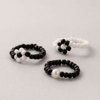 Simple Style Flower Beaded Women's Rings 3 Pieces main image 4