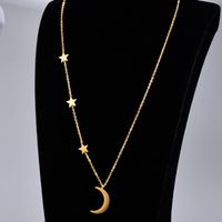 Wholesale Bijoux Pendentif Étoile Lune Collier Multicouche En Acier Titane Nihaojewelry sku image 1