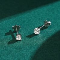 1 Pair Simple Style Round Sterling Silver Plating Inlay Moissanite 14k Gold Plated Rhodium Plated Ear Studs main image 1