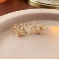1 Pair Elegant Geometric Letter Copper Plating Inlay Artificial Pearls Zircon Earrings sku image 22