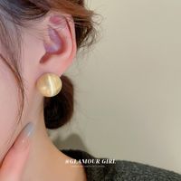 1 Pair Elegant Geometric Letter Copper Plating Inlay Artificial Pearls Zircon Earrings sku image 14