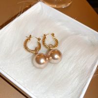 1 Pair Elegant Geometric Letter Copper Plating Inlay Artificial Pearls Zircon Earrings sku image 1