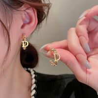 1 Pair Elegant Geometric Letter Copper Plating Inlay Artificial Pearls Zircon Earrings sku image 15