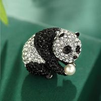 Mignon Panda Alliage Placage Incruster Strass Perle Unisexe Broches main image 2