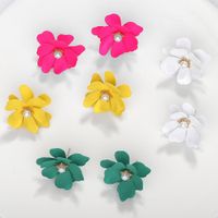 Sweet Flower Alloy Spray Paint Women's Ear Studs main image 2