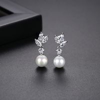 1 Pair Lady Leaf Artificial Pearl Copper Plating Inlay Zircon Drop Earrings main image 1