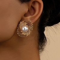 Elegant Vacation Geometric Alloy Plating Inlay Artificial Pearls Women's Ear Studs main image 3