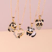 Lindo Estilo Moderno Panda Aleación Embutido Diamantes De Imitación Mujeres Collar Colgante main image 2