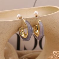 Vintage Style Geometric Alloy Inlay Artificial Pearls Resin Women's Ear Studs main image 5