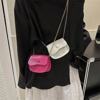Women's Mini Pu Leather Solid Color Basic Square Magnetic Buckle Crossbody Bag main image 3