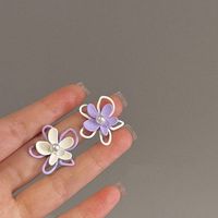 Sweet Flower Alloy Inlay Artificial Pearls Women's Ear Studs sku image 1