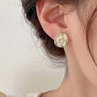 Sucré Style Coréen Fleur Alliage Émail Incruster Perles Artificielles Femmes Boucles D'oreilles main image 5