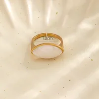 Elegante Señora Oval Ágata Enchapado Embutido Ópalo Chapado En Oro De 18 Quilates. Anillo Abierto sku image 1