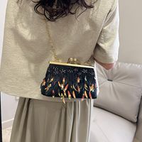 Women's Pu Leather Sequins Classic Style Feather Clipped Button Crossbody Bag main image 3