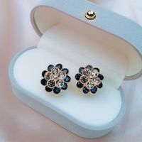 Classic Style Flower Alloy Inlay Artificial Gemstones Women's Ear Studs main image 4