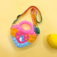 Kid's Small Silica Gel Color Block Star Heart Shape Cute Zipper Crossbody Bag sku image 3