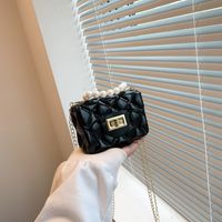 Women's Small Pvc Solid Color Elegant Classic Style Square Lock Clasp Shoulder Bag Handbag Crossbody Bag sku image 4