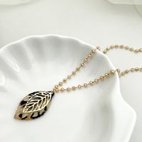 Casual Artistic Leaves Stainless Steel Arylic Artificial Crystal Polishing Plating Hollow Out Gold Plated Pendant Necklace main image 5