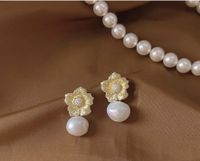 1 Pair Baroque Style Flower Freshwater Pearl Copper Drop Earrings main image 2