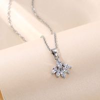 Stainless Steel White Gold Plated Elegant Plating Inlay Leaf Zircon Pendant Necklace main image 5