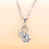 Stainless Steel White Gold Plated Elegant Plating Inlay Round Flower Butterfly Zircon Pendant Necklace sku image 3