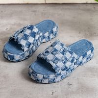 Women's Vacation Plaid Round Toe Slip On main image 2