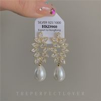 Shiny Leaf Water Droplets Imitation Pearl Copper Inlay Zircon Women's Drop Earrings main image 3