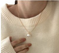 Ins-stil Einfacher Stil Runden Kupfer Künstliche Perlen Halskette Mit Anhänger In Masse main image 3