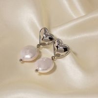 1 Pair Elegant Heart Shape Stainless Steel Pearl Plating 18k Gold Plated Drop Earrings main image 2