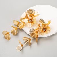 1 Paar Elegant Süss Blume Überzug Inlay Legierung Metall Strasssteine Vergoldet Tropfenohrringe main image 4