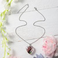 Wholesale Jewelry Basic Retro Tree Heart Shape Alloy Glass Pendant Necklace sku image 4