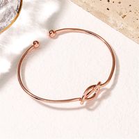 Casual Simple Style Knot Alloy Women's Bangle main image 1