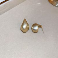 Mode Metall Design Ohrringe Unregelmäßig Kreis Weiblich Übertrieben Retro Ohrringe sku image 128