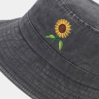 Women's Basic Sunflower Embroidery Big Eaves Bucket Hat main image 4